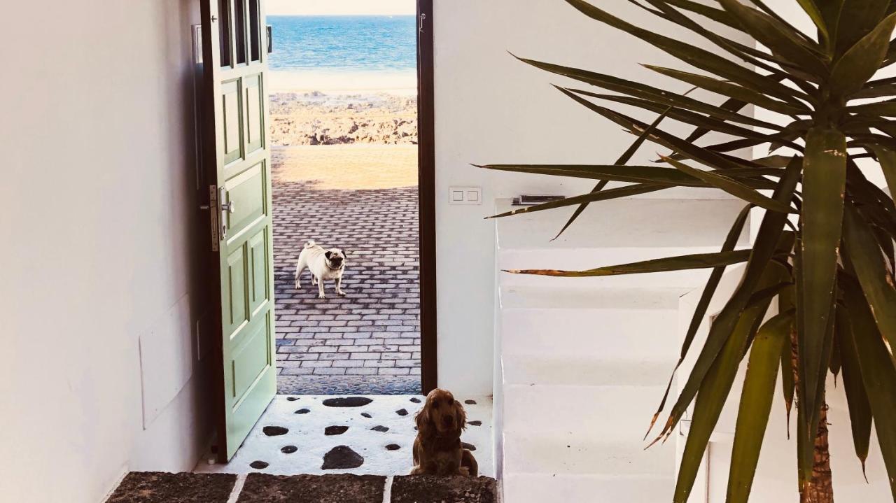 Casa Anclada En La Santa- 4 Apartamentos Frente Al Mar- 1ª Linea Solarium Barbacoa מראה חיצוני תמונה
